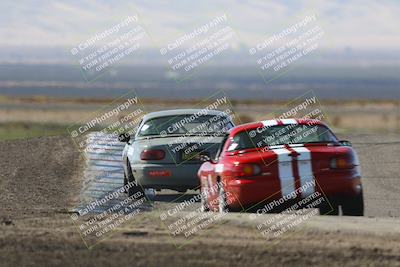 media/Oct-26-2025-CalClub SCCA (Sun) [[8ce1e69566]]/Group 5/Grapevine/